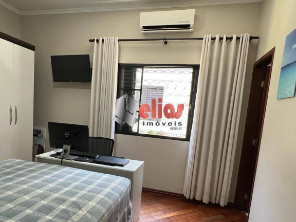 Imagem Casa com 3 Quartos à Venda, 250 m² em Parque Júlio Nóbrega - Bauru Imagem Casa com 3 Quartos à Venda, 250 m² em Parque Júlio Nóbrega - Bauru