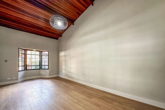 Imagem Casa com 5 Quartos à Venda, 239 m² em Jardim Santa Bárbara - Atibaia