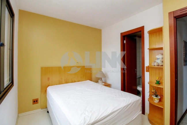 Imagem Apartamento com 3 Quartos à Venda, 70 m² em Cristo Redentor - Porto Alegre Imagem Apartamento com 3 Quartos à Venda, 70 m² em Cristo Redentor - Porto Alegre