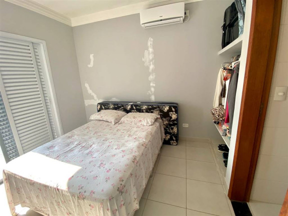 Imagem Sobrado com 4 Quartos à Venda, 173 m² em Solemar - Praia Grande Imagem Sobrado com 4 Quartos à Venda, 173 m² em Solemar - Praia Grande
