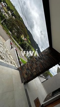 Imagem Casa com 4 Quartos à Venda, 204 m² em Salto De Baixo - Extrema