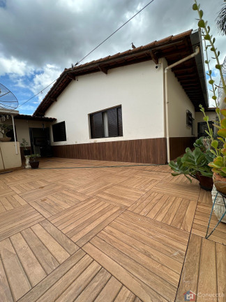 Imagem Casa com 3 Quartos à Venda, 215 m² em Aurélio Caixeta - Patos De Minas Imagem Casa com 3 Quartos à Venda, 215 m² em Aurélio Caixeta - Patos De Minas