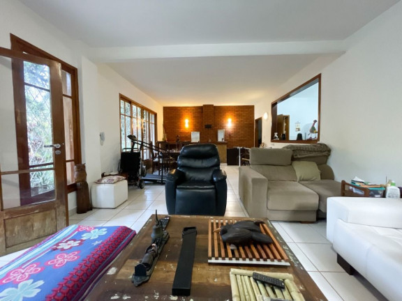 Imagem Casa com 3 Quartos à Venda, 177 m² em Granja Florestal - Teresópolis Imagem Casa com 3 Quartos à Venda, 177 m² em Granja Florestal - Teresópolis