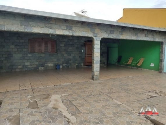 Imagem Casa com 3 Quartos à Venda, 360 m² em Cristo Rei - Várzea Grande