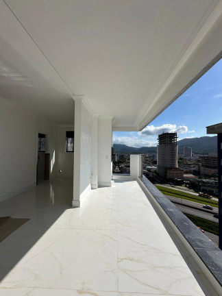Imagem Apartamento com 3 Quartos à Venda, 111 m² em Meia Praia - Itapema