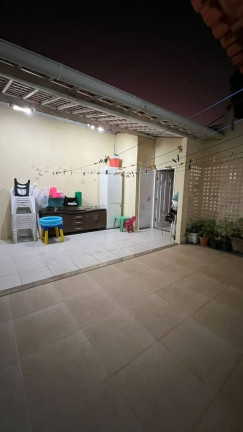 Imagem Casa com 4 Quartos à Venda, 223 m² em Farolândia - Aracaju