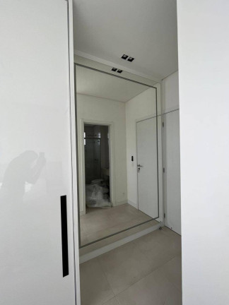 Imagem Apartamento com 2 Quartos à Venda, 69 m² em Centro - Florianópolis