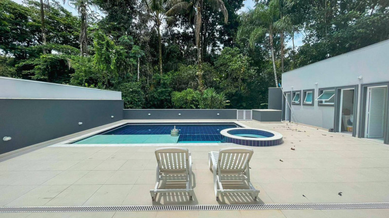 Imagem Casa com 6 Quartos à Venda, 250 m² em Riviera De São Lourenço - Bertioga Imagem Casa com 6 Quartos à Venda, 250 m² em Riviera De São Lourenço - Bertioga