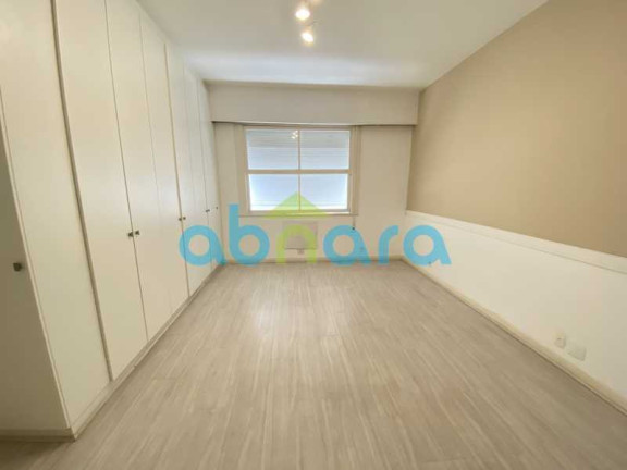 Imagem Apartamento com 3 Quartos à Venda, 260 m² em Copacabana - Rio De Janeiro Imagem Apartamento com 3 Quartos à Venda, 260 m² em Copacabana - Rio De Janeiro