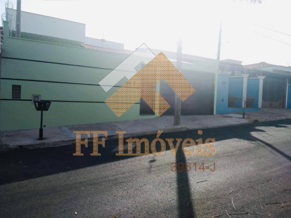 Imagem Casa com 3 Quartos à Venda, 275 m² em Parque Dos Timburis - São Carlos