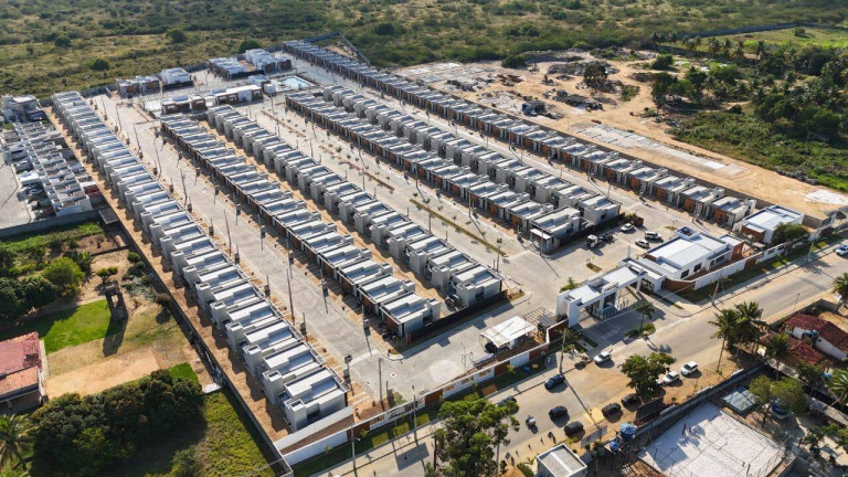 Imagem Casa com 2 Quartos à Venda, em Sim - Feira De Santana Imagem Casa com 2 Quartos à Venda, em Sim - Feira De Santana