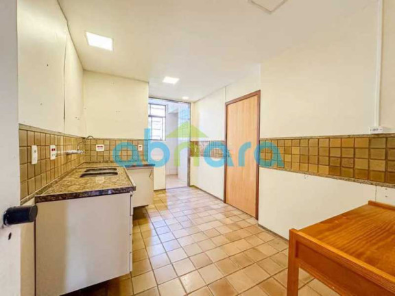 Imagem Apartamento com 3 Quartos à Venda, 140 m² em Copacabana - Rio De Janeiro Imagem Apartamento com 3 Quartos à Venda, 140 m² em Copacabana - Rio De Janeiro