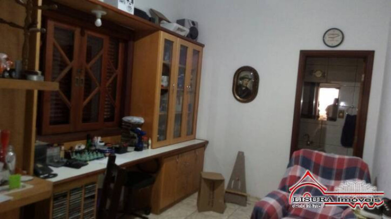 Imagem Casa com 4 Quartos à Venda, 338 m² em Jardim Santa Maria - Jacareí Imagem Casa com 4 Quartos à Venda, 338 m² em Jardim Santa Maria - Jacareí