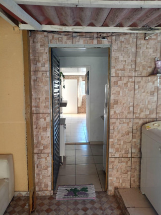 Imagem Casa com 2 Quartos à Venda, 150 m² em Ganchinho - Curitiba Imagem Casa com 2 Quartos à Venda, 150 m² em Ganchinho - Curitiba