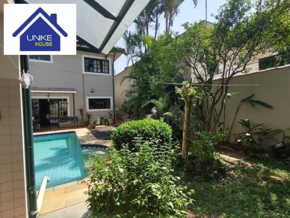 Sobrado com 3 Quartos à Venda, 228 m² em Granja Julieta - São Paulo