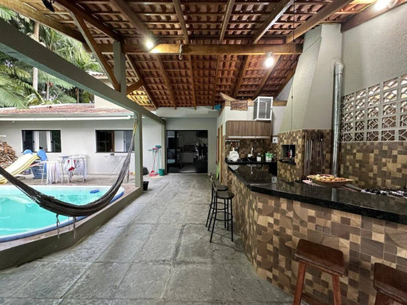 Imagem Casa com 5 Quartos à Venda, 160 m² em Pinheiros - Balneário Barra Do Sul