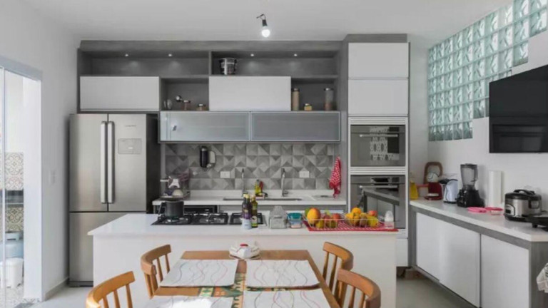 Imagem Casa com 2 Quartos à Venda, 130 m² em Vila Firmiano Pinto - São Paulo Imagem Casa com 2 Quartos à Venda, 130 m² em Vila Firmiano Pinto - São Paulo