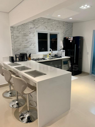 Imagem Casa com 4 Quartos à Venda, 205 m² em Suru - Santana De Parnaíba Imagem Casa com 4 Quartos à Venda, 205 m² em Suru - Santana De Parnaíba