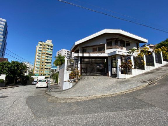 Casa com 5 Quartos à Venda, 500 m² em Centro I - Brusque