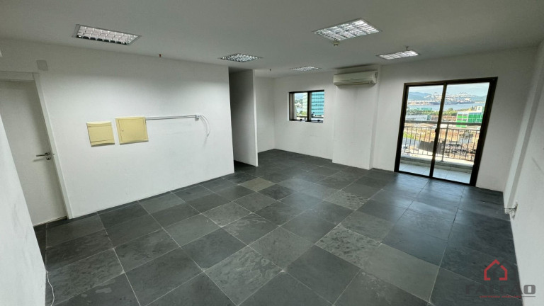 Sala Comercial para Alugar, 51 m² em Valongo - Santos