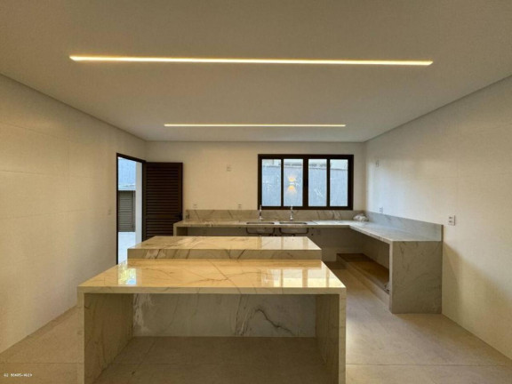 Imagem Casa com 5 Quartos à Venda, 402 m² em Residencial Alphaville Flamboyant - Goiânia Imagem Casa com 5 Quartos à Venda, 402 m² em Residencial Alphaville Flamboyant - Goiânia