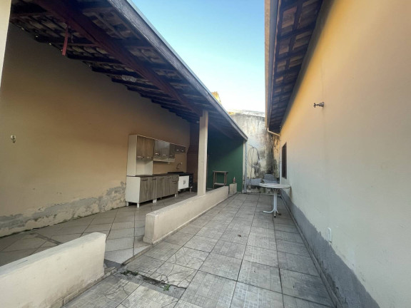 Imagem Casa com 3 Quartos à Venda, 250 m² em Residencial São Charbel - Taubaté Imagem Casa com 3 Quartos à Venda, 250 m² em Residencial São Charbel - Taubaté