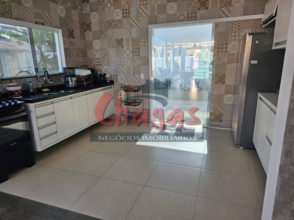 Imagem Casa com 4 Quartos à Venda, 600 m² em Massaguaçu - Caraguatatuba Imagem Casa com 4 Quartos à Venda, 600 m² em Massaguaçu - Caraguatatuba