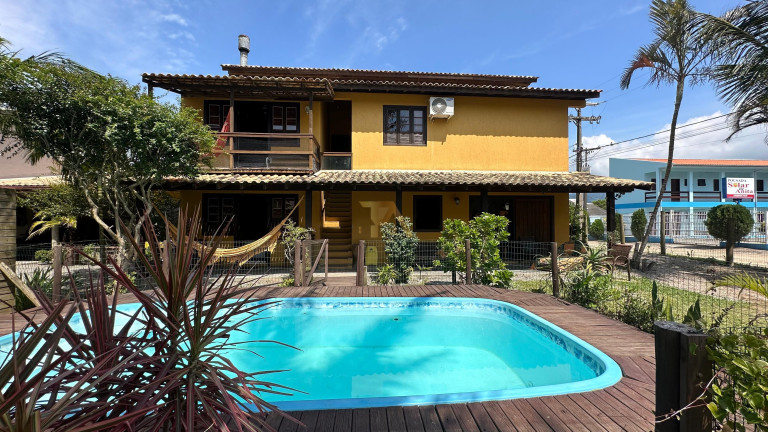 Edifício Residencial à Venda,  em Ferrugem - Garopaba