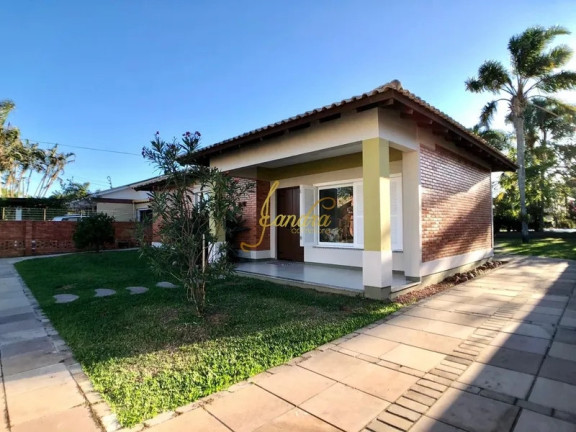 Imagem Casa com 3 Quartos à Venda, 330 m² em Atlantida - Xangri-la