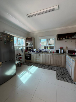 Imagem Casa com 3 Quartos à Venda, 300 m² em Tremembé - Sao Paulo Imagem Casa com 3 Quartos à Venda, 300 m² em Tremembé - Sao Paulo