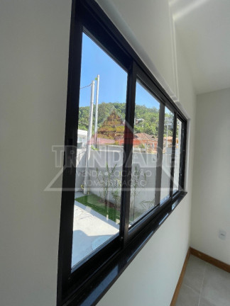 Imagem Casa com 2 Quartos à Venda, 116 m² em Vargem Grande - Rio De Janeiro