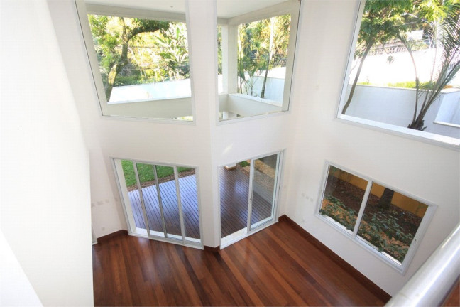 Imagem Casa de Condomínio com 4 Quartos à Venda,  em Jardim Petrópolis - São Paulo