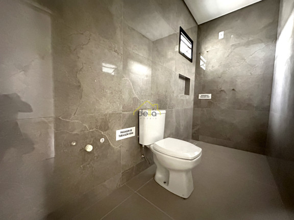 Imagem Casa com 3 Quartos à Venda, 153 m² em América - Joinville Imagem Casa com 3 Quartos à Venda, 153 m² em América - Joinville