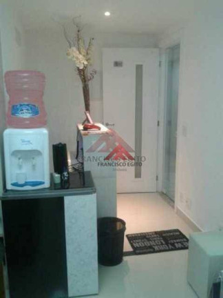 Sala Comercial à Venda, 32 m² em Icaraí - Niterói