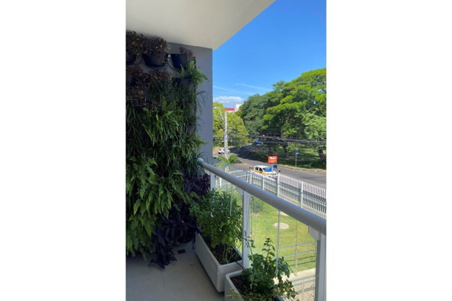 Imagem Imóvel com 2 Quartos à Venda, 67 m² em Vila Ipiranga - Porto Alegre