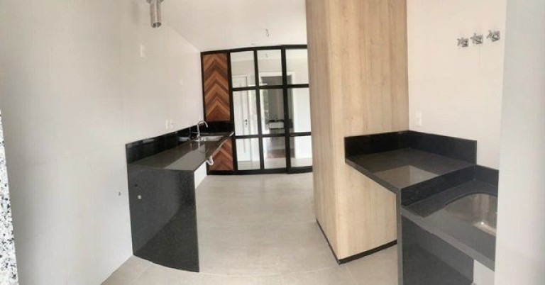 Imagem Imóvel com 4 Quartos à Venda, 210 m² em Agriões - Teresópolis Imagem Imóvel com 4 Quartos à Venda, 210 m² em Agriões - Teresópolis