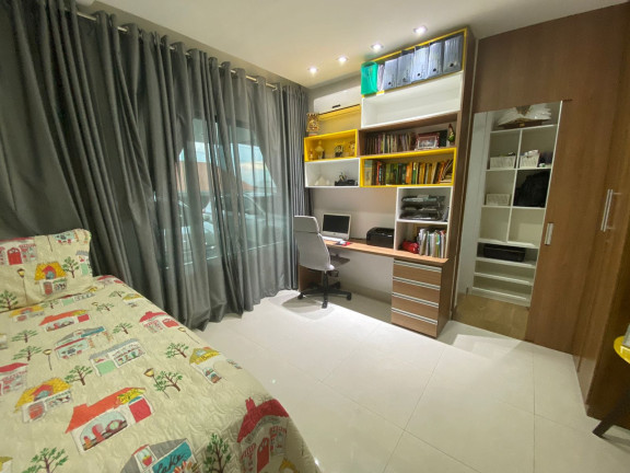 Imagem Casa com 3 Quartos à Venda, 240 m² em Ponta Negra - Manaus