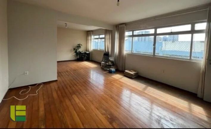 Imagem Apartamento com 3 Quartos à Venda, 135 m² em Espinheiro - Recife