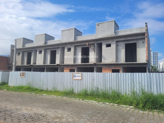 Sobrado com 2 Quartos à Venda, 104 m² em Dom Bosco - Itajaí