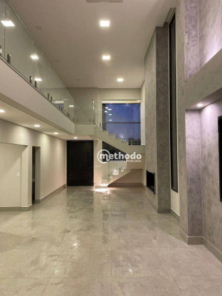 Imagem Casa com 3 Quartos à Venda, 303 m² em Vila Dos Plátanos - Campinas Imagem Casa com 3 Quartos à Venda, 303 m² em Vila Dos Plátanos - Campinas