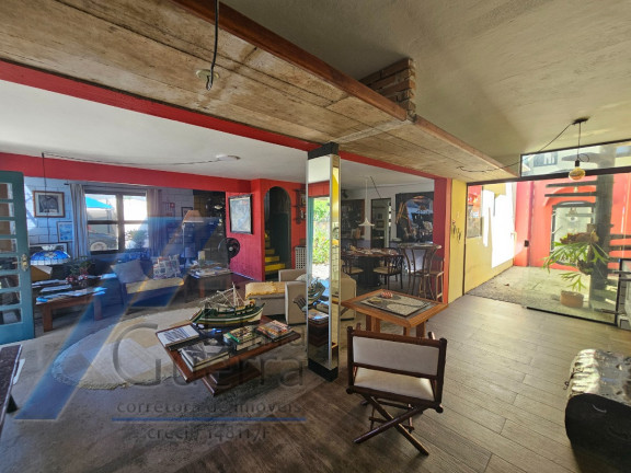 Imagem Casa com 5 Quartos à Venda, 196 m² em Centro - Ubatuba Imagem Casa com 5 Quartos à Venda, 196 m² em Centro - Ubatuba