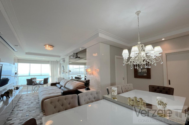 Imagem Apartamento com 3 Quartos à Venda, 144 m² em Centro Imagem Apartamento com 3 Quartos à Venda, 144 m² em Centro