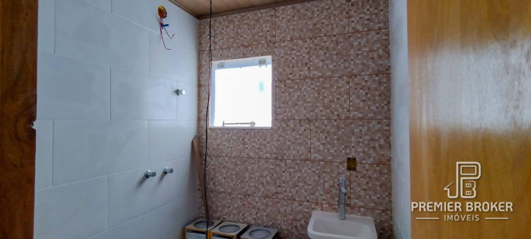 Imagem Casa com 2 Quartos à Venda, 47 m² em Albuquerque - Teresópolis Imagem Casa com 2 Quartos à Venda, 47 m² em Albuquerque - Teresópolis