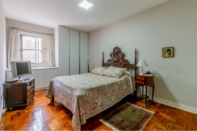 Imagem Imóvel com 3 Quartos à Venda, em Higienópolis - São Paulo Imagem Imóvel com 3 Quartos à Venda, em Higienópolis - São Paulo