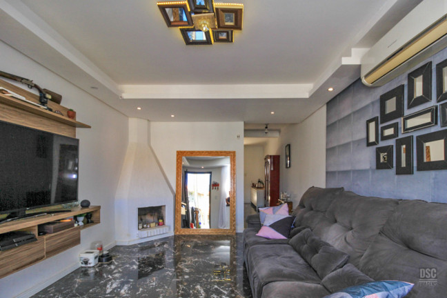 Casa com 2 Quartos à Venda, 82 m² em Hípica - Porto Alegre