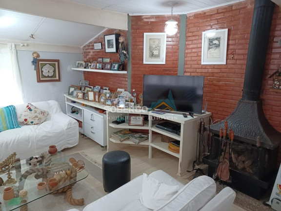 Imagem Casa com 4 Quartos à Venda, 11.733 m² em Albuquerque - Teresópolis Imagem Casa com 4 Quartos à Venda, 11.733 m² em Albuquerque - Teresópolis