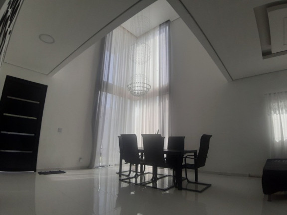 Imagem Casa com 5 Quartos à Venda, 383 m² em Novo Aleixo - Manaus Imagem Casa com 5 Quartos à Venda, 383 m² em Novo Aleixo - Manaus