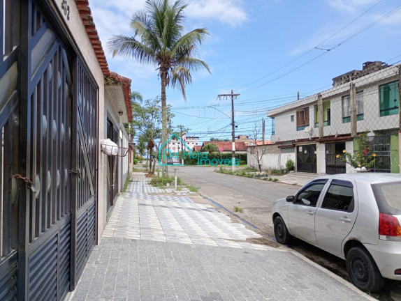 Casa com 2 Quartos à Venda,  em Solemar - Praia Grande