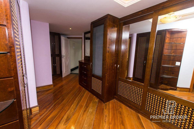 Imagem Casa com 5 Quartos à Venda, 532 m² em Quebra Frascos - Teresópolis Imagem Casa com 5 Quartos à Venda, 532 m² em Quebra Frascos - Teresópolis