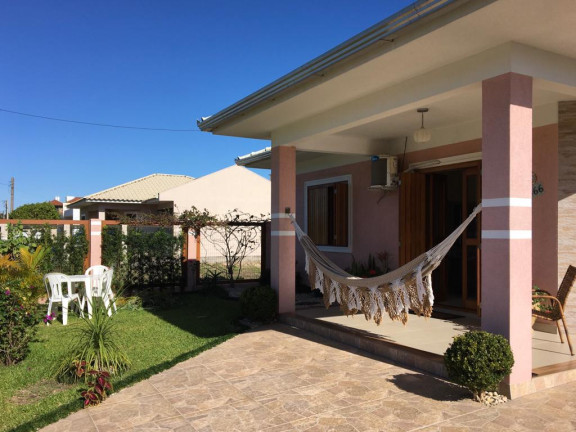 Imagem Casa com 2 Quartos à Venda, 116 m² em Village - Capao Da Canoa